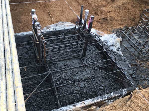 沈陽(yáng)鋼結(jié)構(gòu)廠房如何打地基