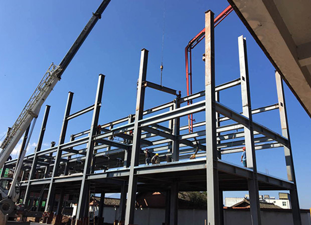 鞍山鋼結(jié)構(gòu)生產(chǎn)廠家詳解鋼結(jié)構(gòu)廠房的防火設(shè)計(jì)