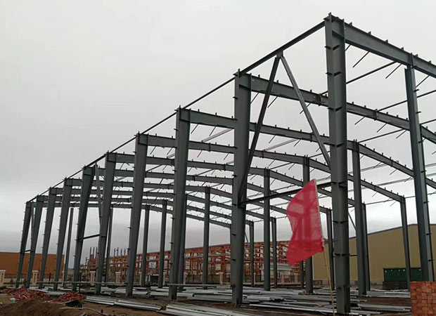 撫順重型鋼結(jié)構(gòu)廠房由什么組成？